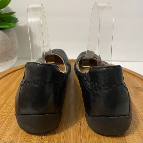 Naturalizer Yadira Black Perforated Leather Ballet Flat Women's 9 Comfort Loafer - Picture 4 of 10